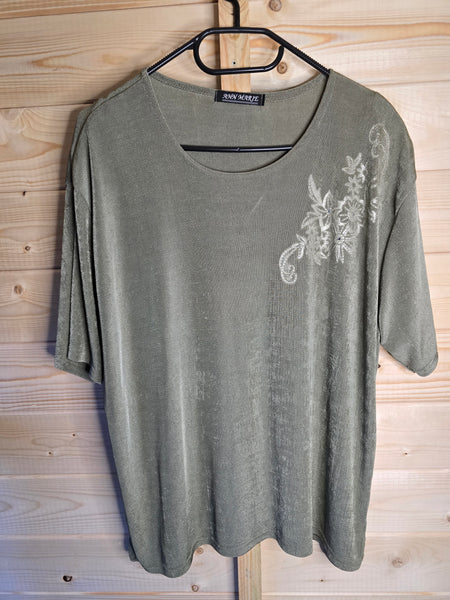 Ladies top - L/XL