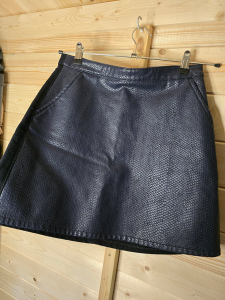 Ladies skirt -w28
