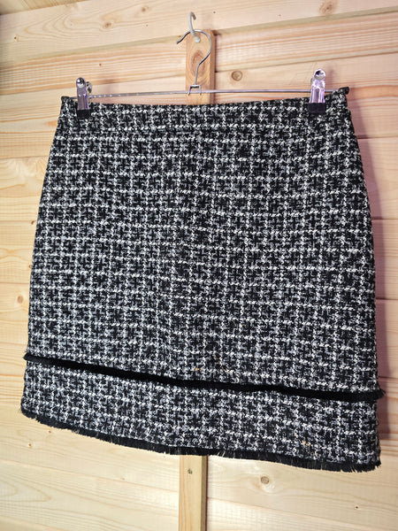 Ladies skirt - 10