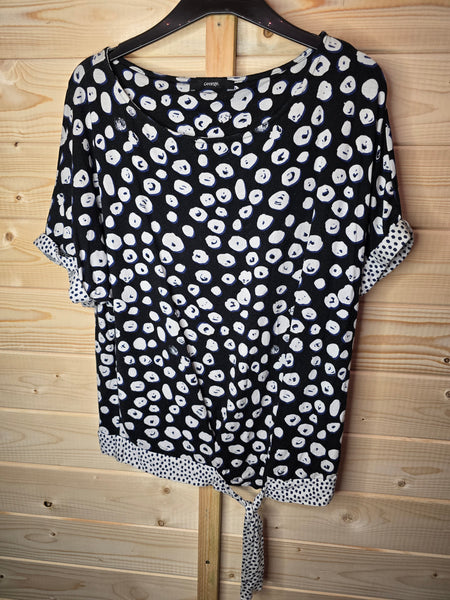 Ladies top - 8
