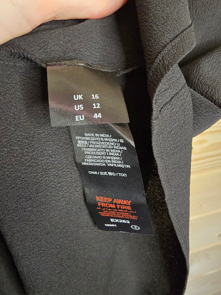 Ladies vest | #BNWT capsule | 14