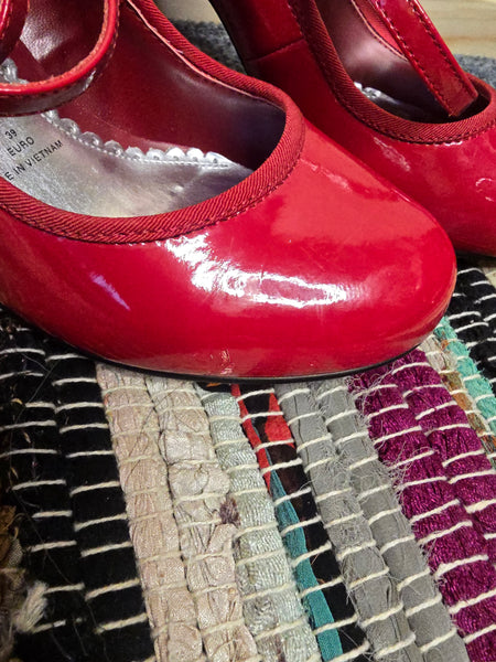 Red herring shoes - 6