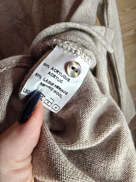 Ladies long sleeved think jumper - 18/20