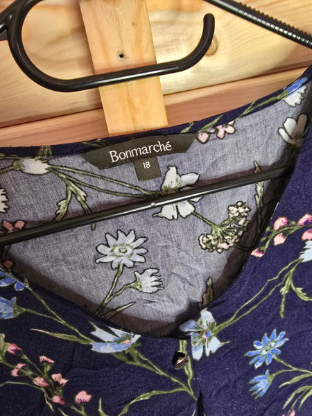 Ladies 3/4 sleeved top - 18