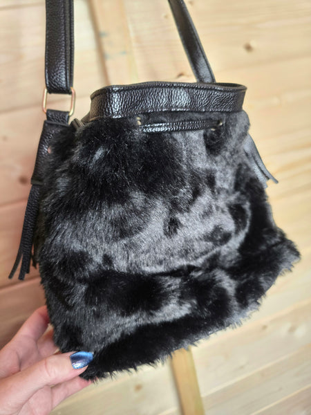 Ladies fluffy handbag
