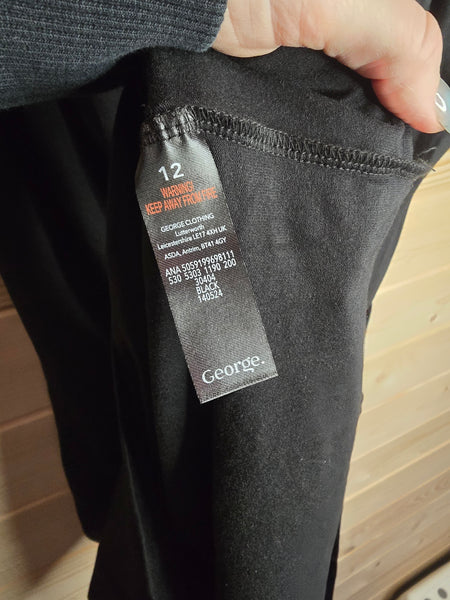 Ladies George dress - 12