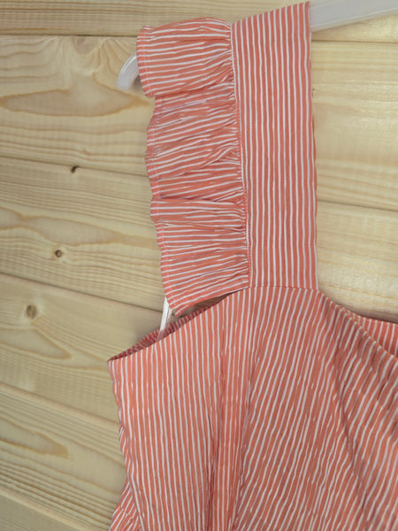 Ladies BNWT top - 16