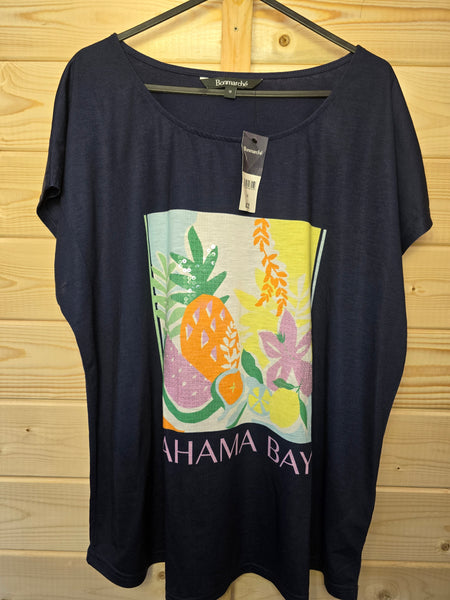 Ladies BNWT top - 18