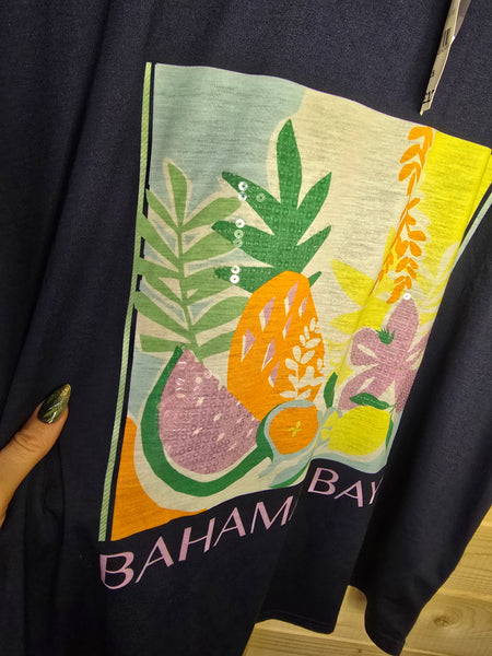 Ladies BNWT top - 18