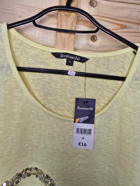 Ladies BNWT top - 18