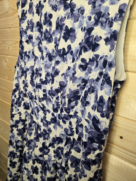 Ladies Apricot Dress size 16