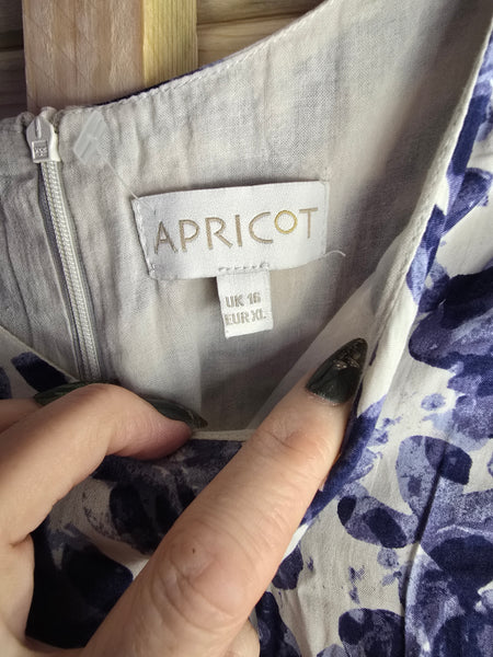 Ladies Apricot Dress size 16