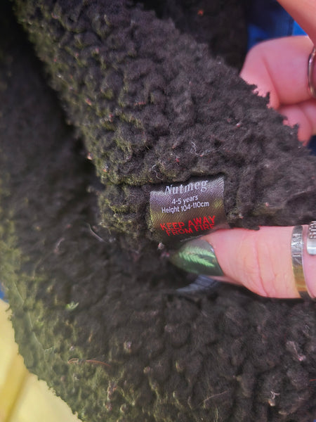 Boys coat nutmeg age 4/5