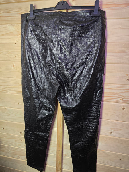 Ladies missguided wet look leggings - 18